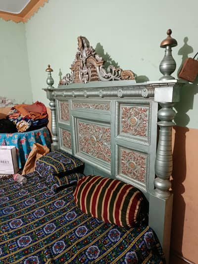 King size bed