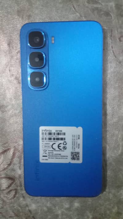 Infinix hot 60i in warrenty 10/10