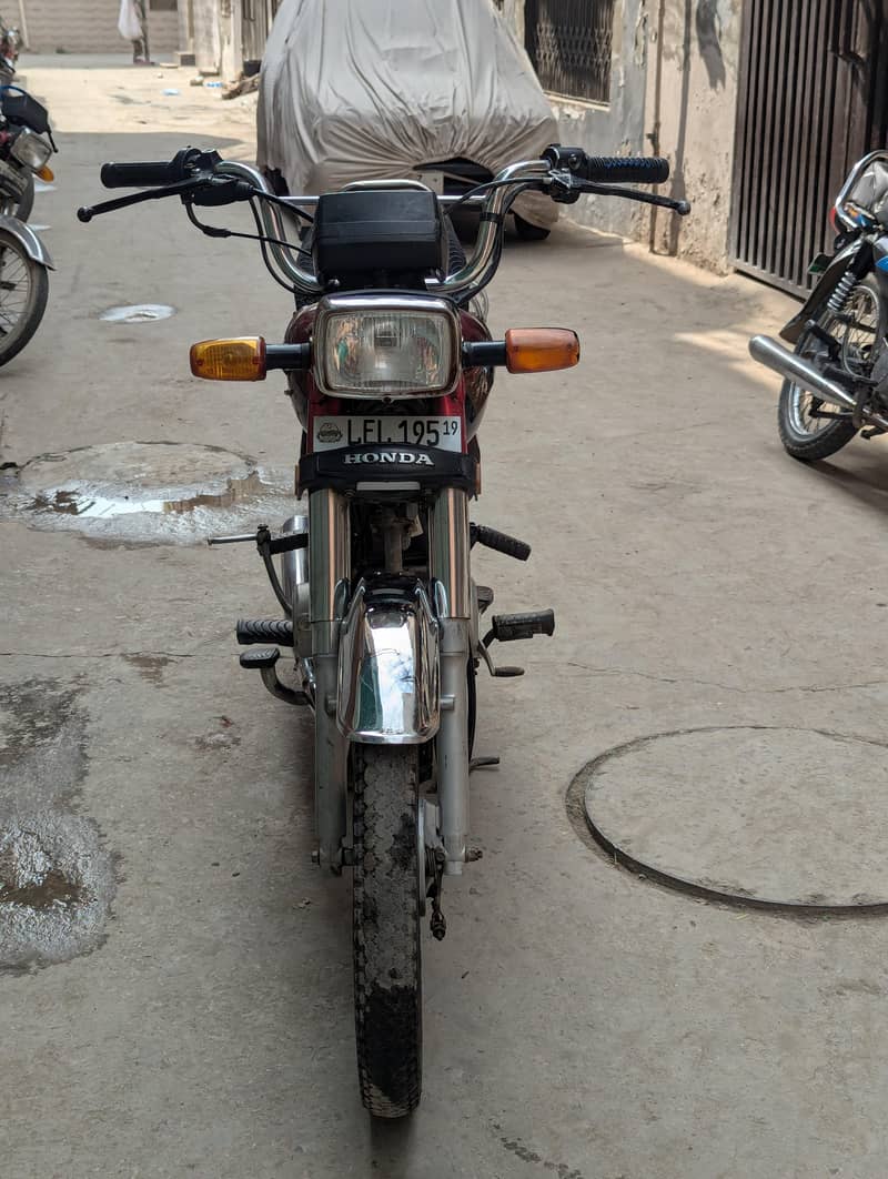 CD70 2019 Model 2