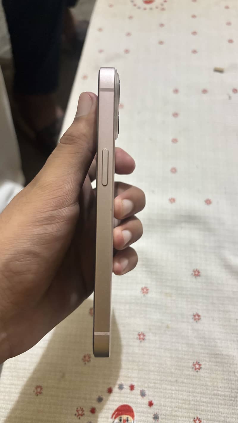 Apple iPhone 13 with sim working 3