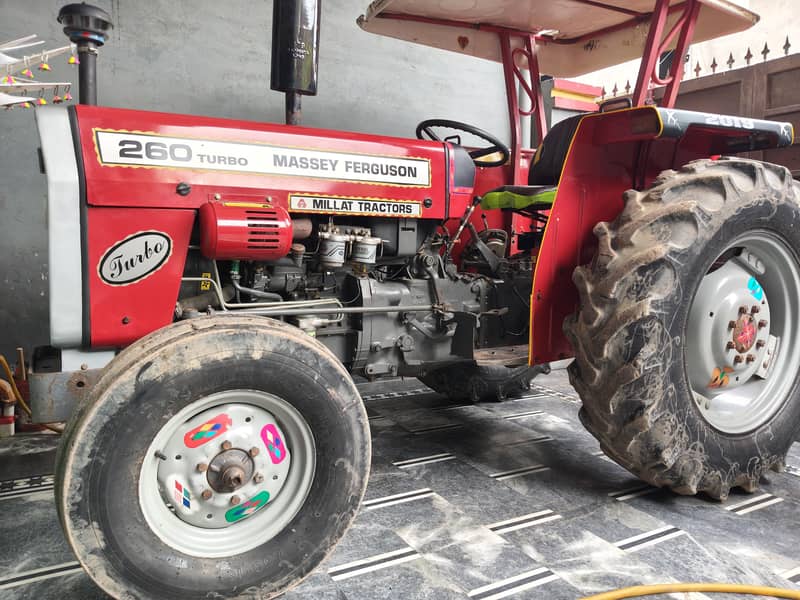 Tractor 260 2