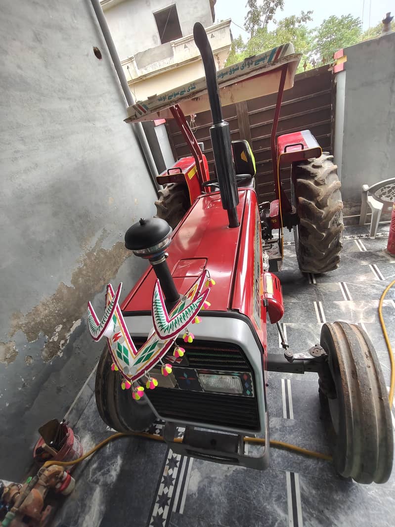Tractor 260 3