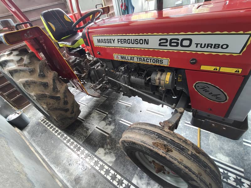 Tractor 260 4