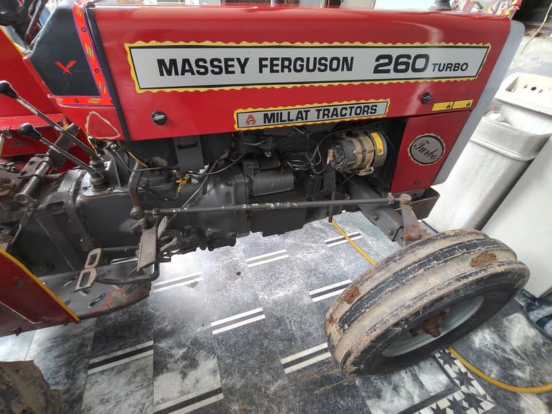Tractor 260 9