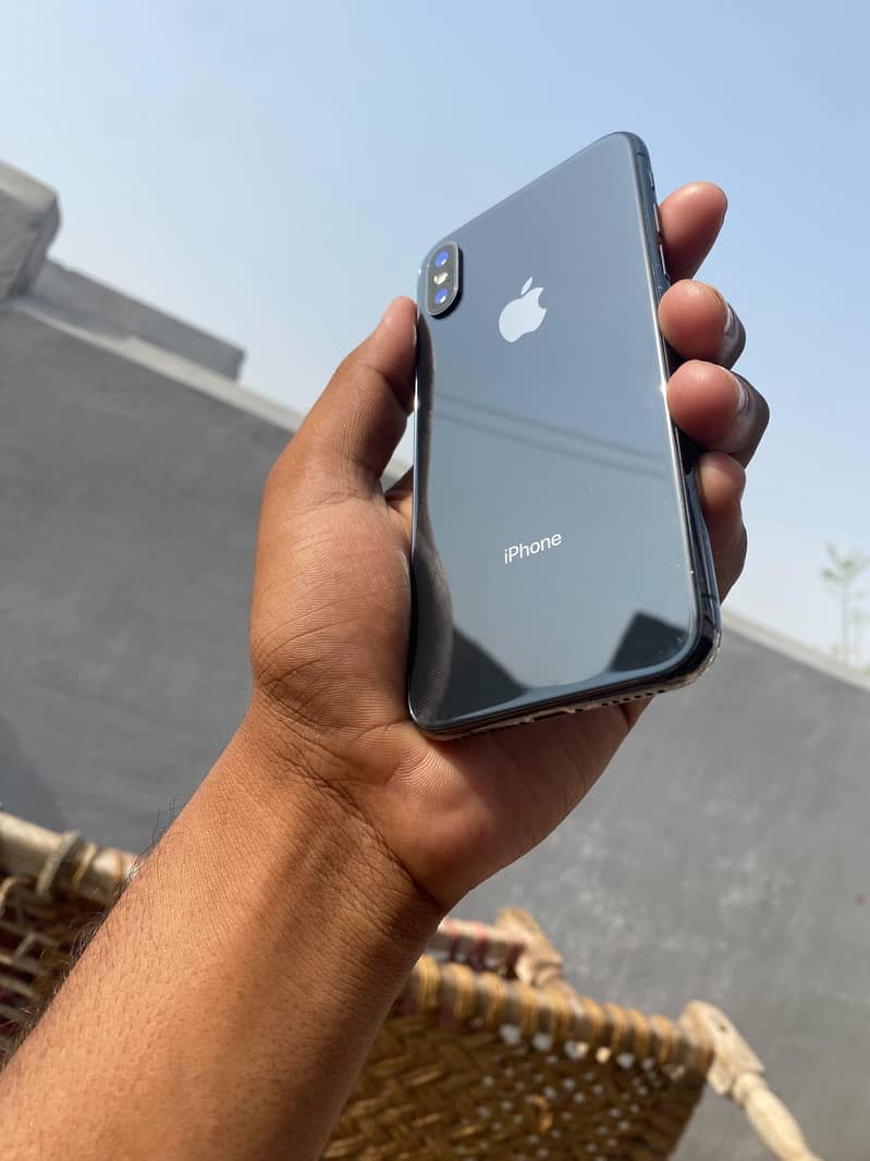 Apple iPhone X 1