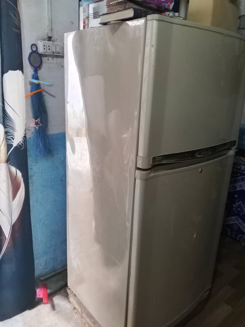 Waves refrigerator 0
