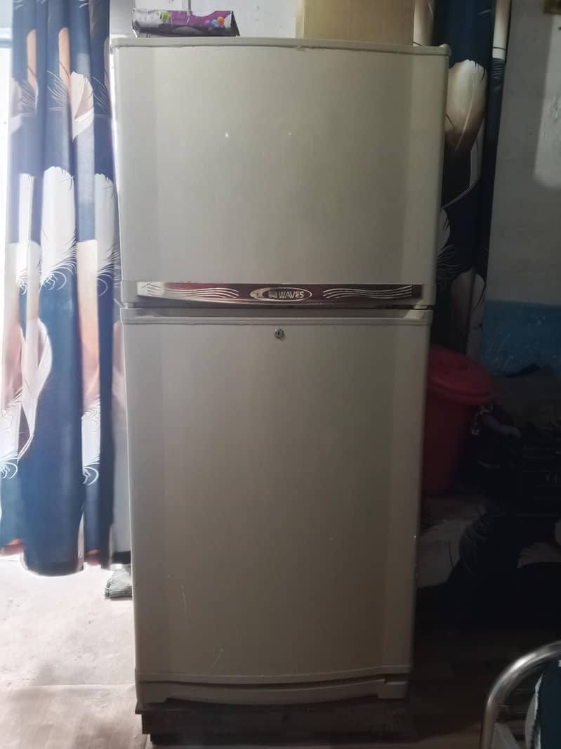 Waves refrigerator 1