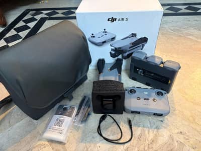 Dji air 3 (Fly more combo) (0 cycles) (Brand new)