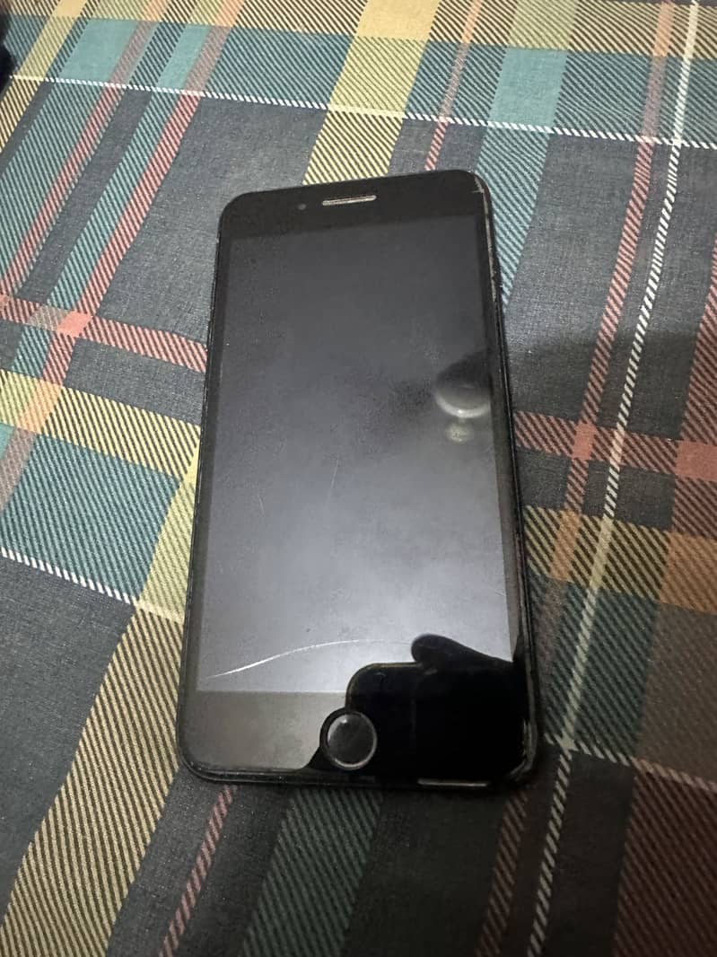 Apple iPhone 7 Plus 0
