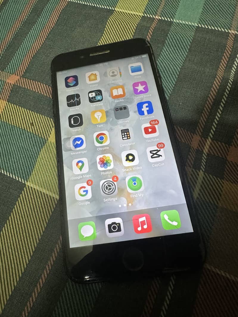 Apple iPhone 7 Plus 1