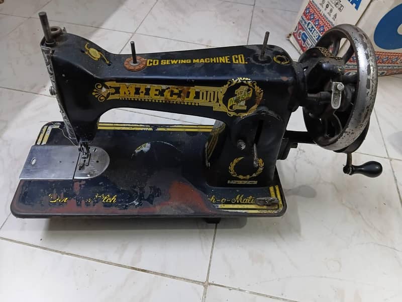 used sew machine 0