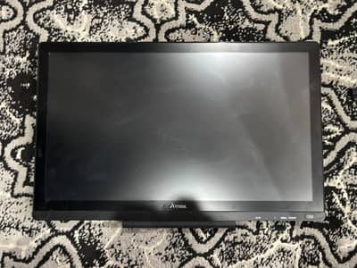 Lcd-Monitor D22S Model:SP2203 Input:12V - - -3A