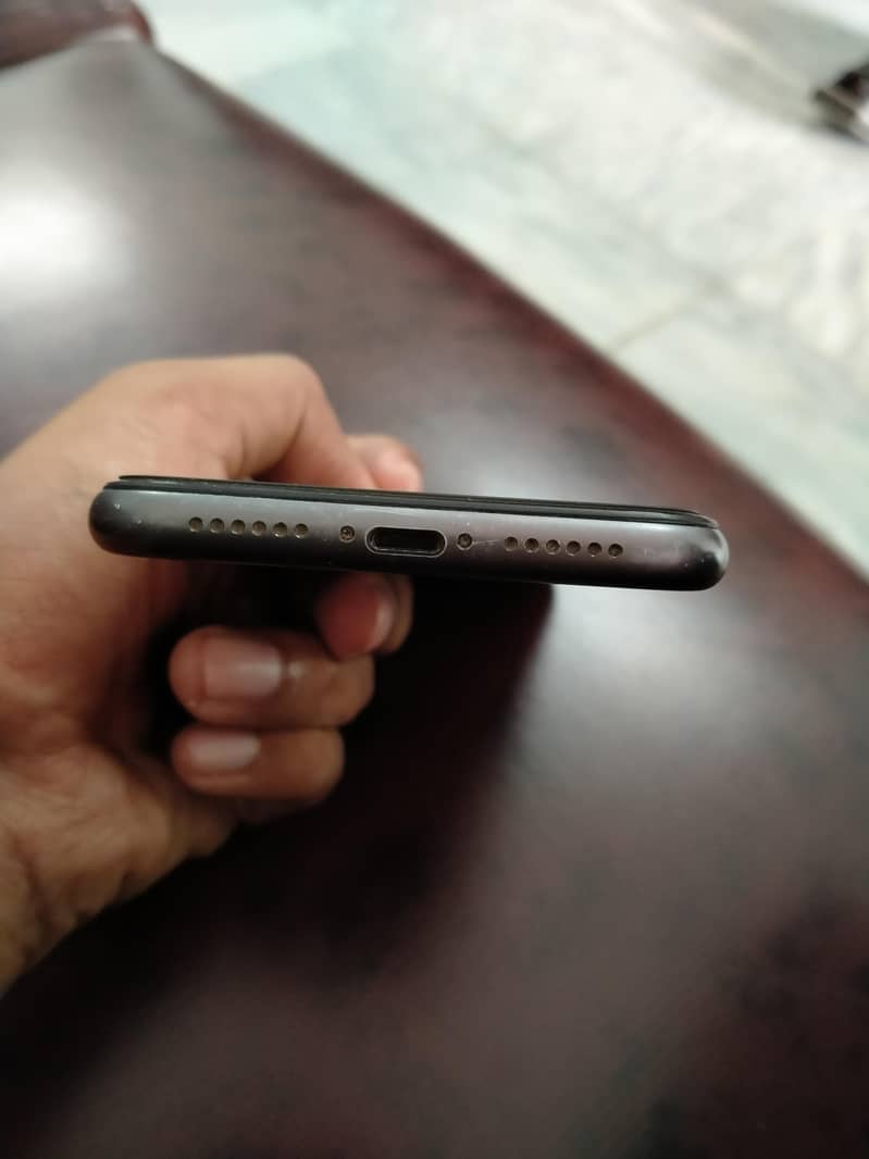 Apple iPhone 11 2
