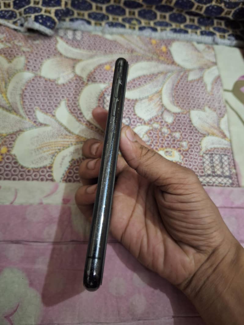 Apple iPhone X 1