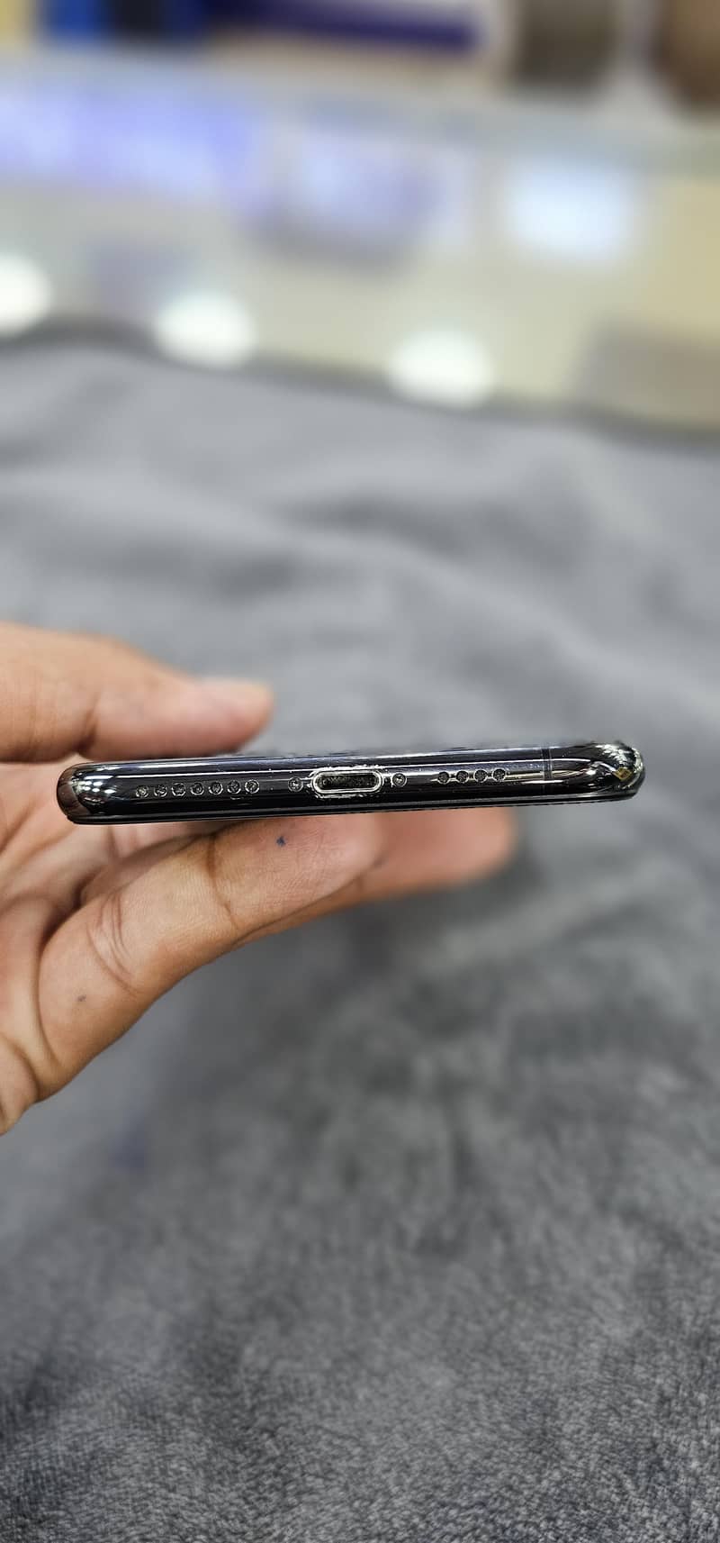 Apple iPhone XS Max 3