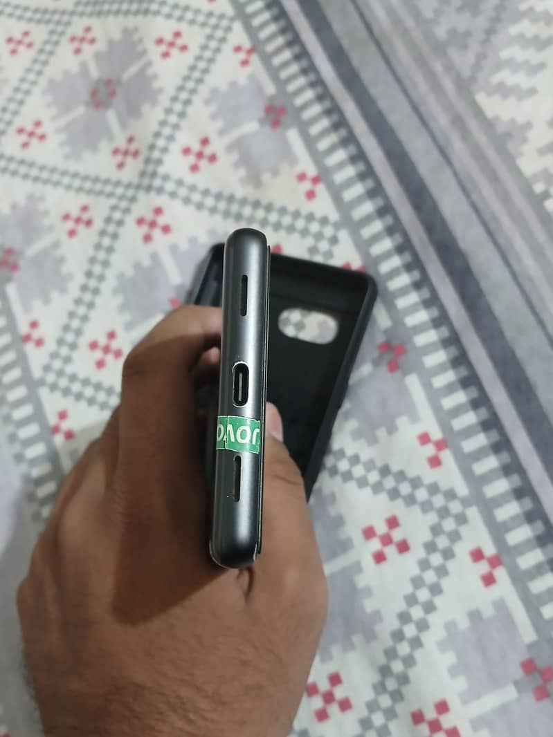 Google Pixel 7a 2