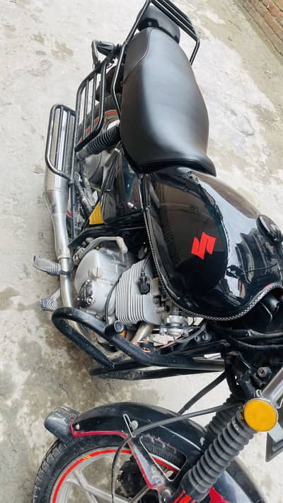 Suzuki gs150 10/10 2020 model