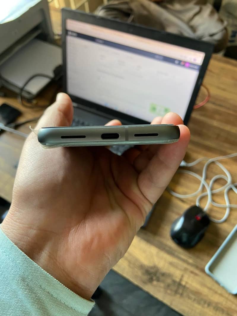 Google Pixel 8 1