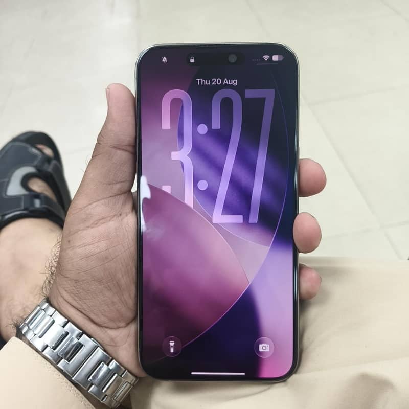 Apple iPhone 15 Pro Max 1