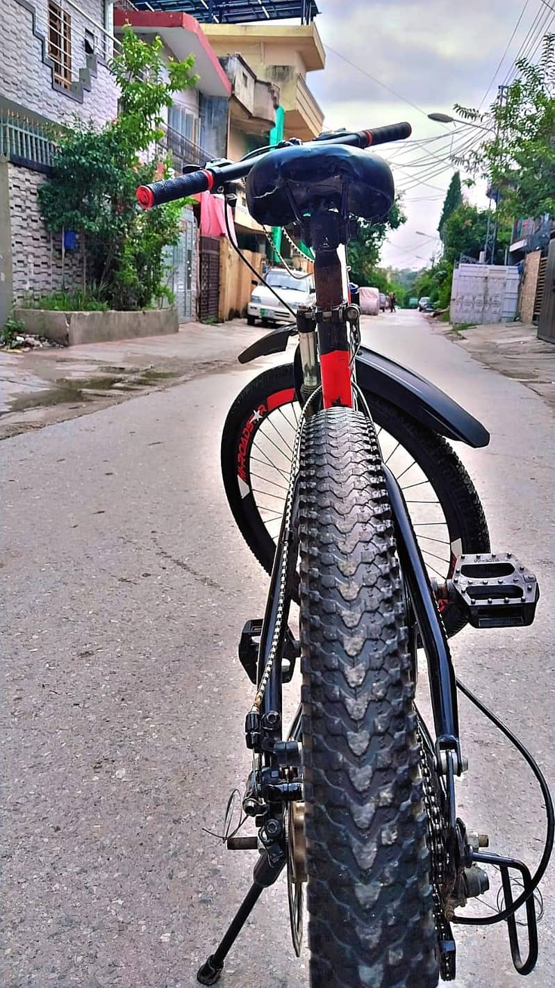 cycle in mint condition 7