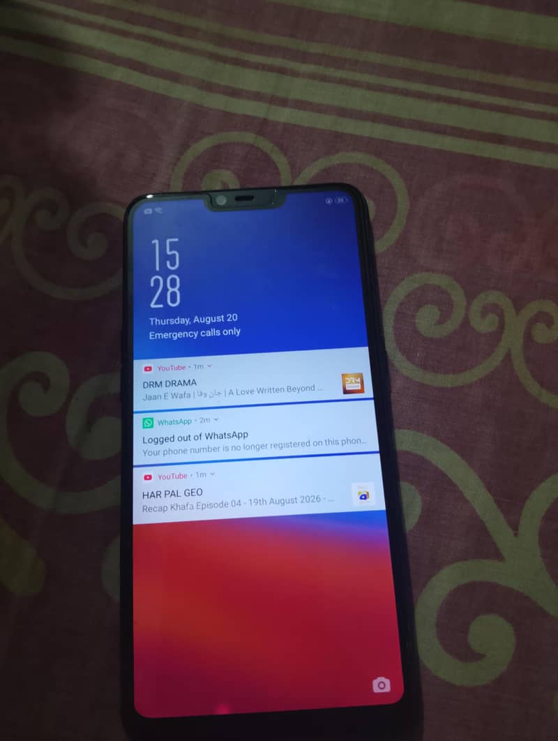 OPPO A3s 5