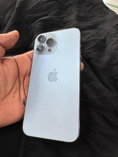 Apple iPhone 13 Pro blue