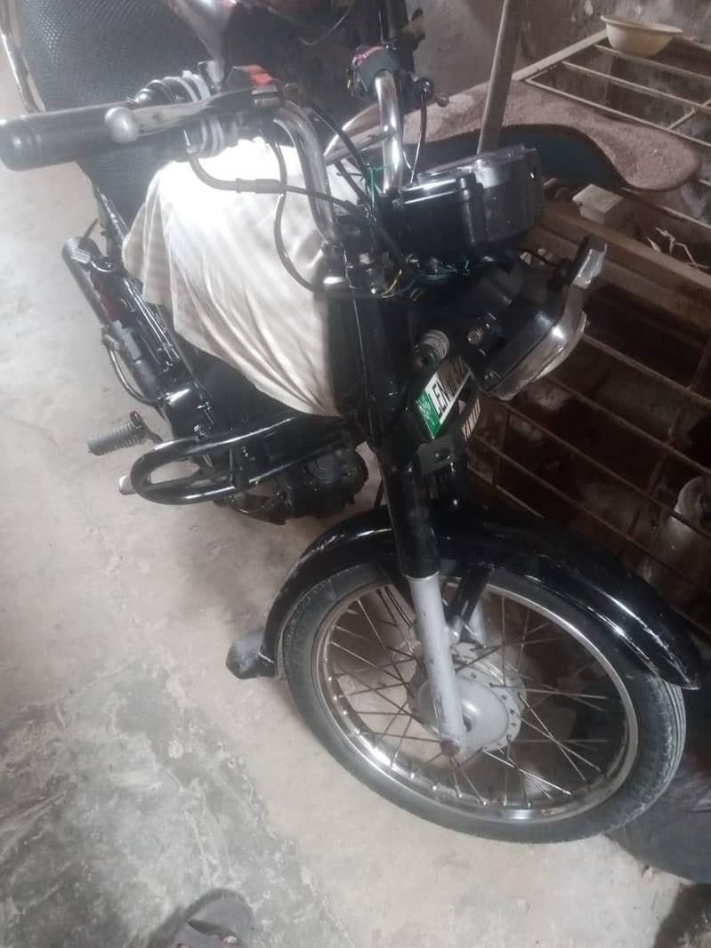 Yamaha 2