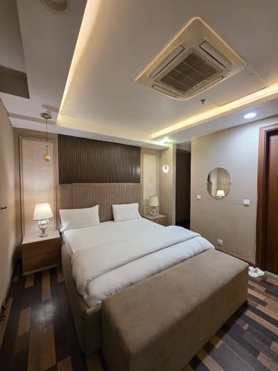apartmmet available for per day 03045269089 whats app weekly hourly