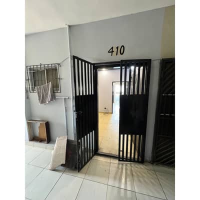 STUDIO FLAT FOR SALE IN SURJANI SECTOR 2 MAIN ROAD PROJECT CROWN RESIDENCY NEAR JUST 4K CHORANGI, New Brand New.