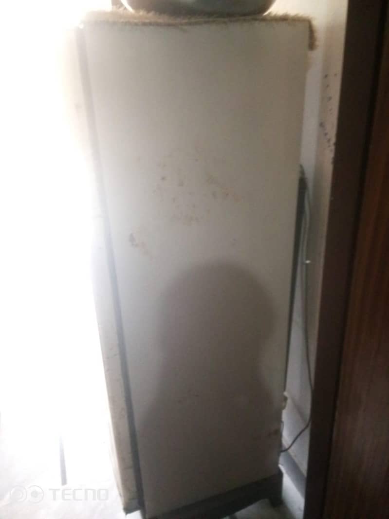refrigerator 1
