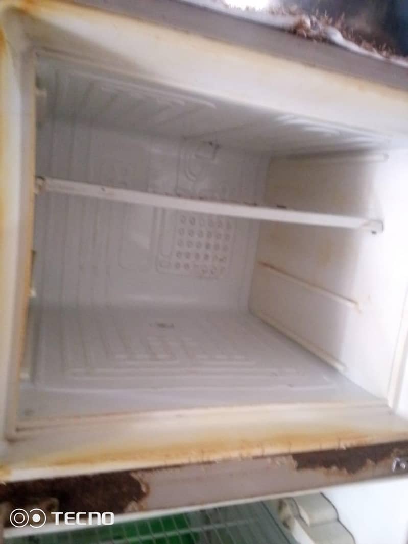 refrigerator 7