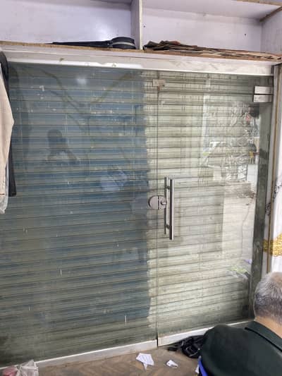 Shop front mirror