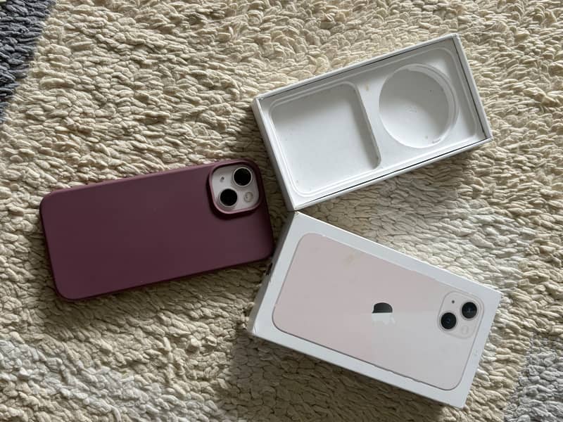 Apple iPhone 13 0