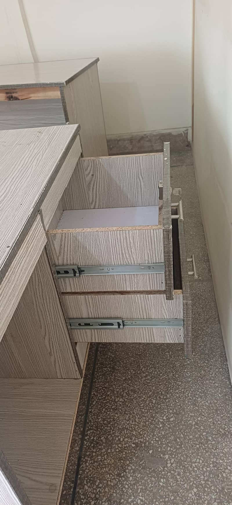 Office table double drawers 1