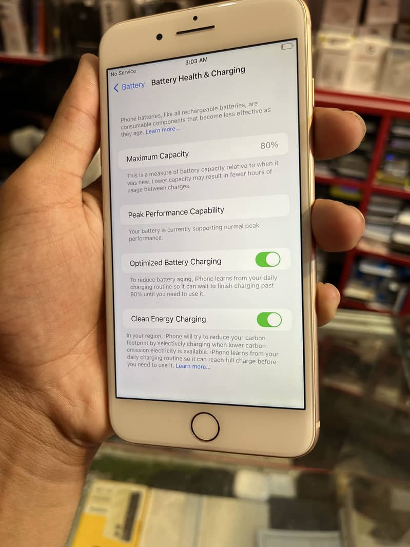 Apple iPhone 8 Plus 3