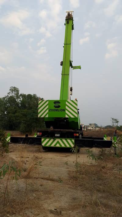 Zoomlion QY100V 100 Ton Crane 2015 Model – Complete – Islamabad