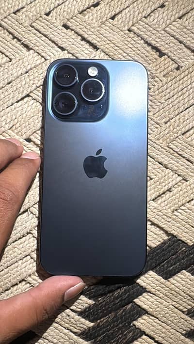 Apple iPhone 15 Pro