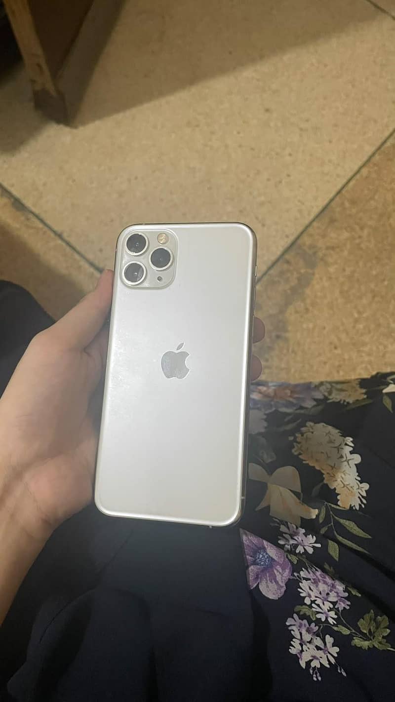 Apple iPhone 11 Pro 0