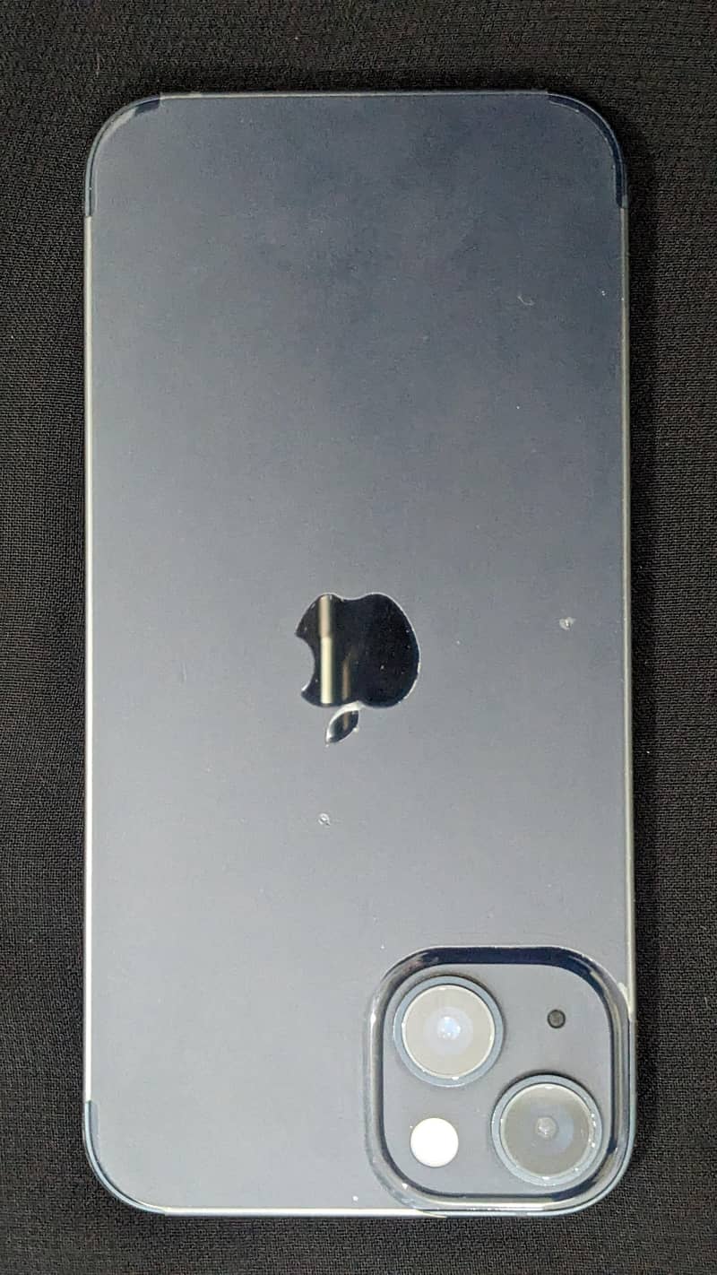 Apple iPhone 13 1