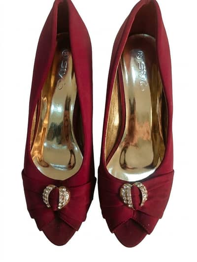 Title: Maroon Ladies Fancy Shoes | Party Wear