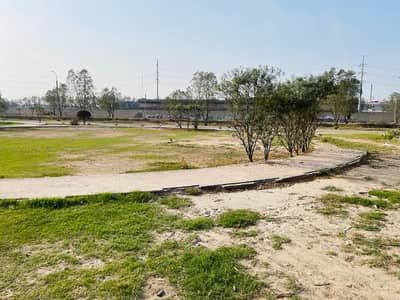 20 Marla Plot For Sale Facing Park In Khayaban Gardens Sargodha Road
