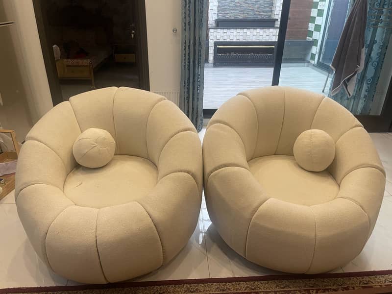 Sofa set 0