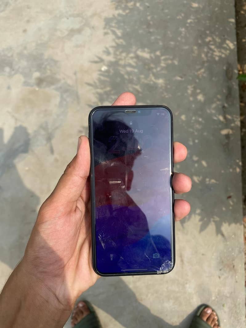 iPhone 11 Pro 1