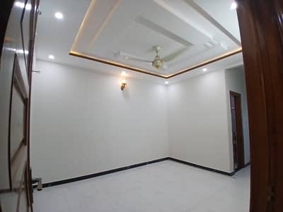 9 Marla Beautiful Corner Ground Portion For Rent In G14.4.