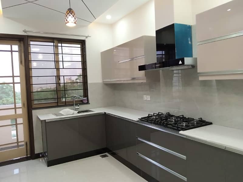 Ground Portion For Rent 7