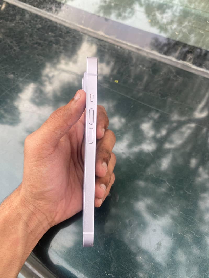 Apple iPhone 14 2