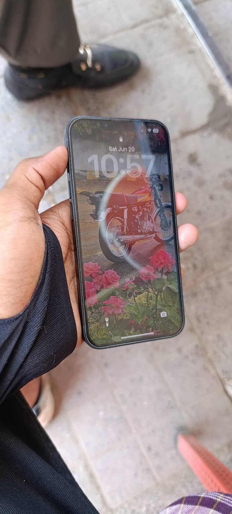 Apple iPhone 13 4