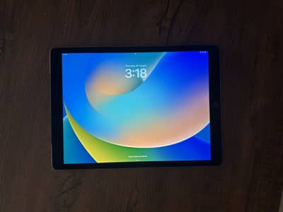 Apple iPad Pro 12.9-inch 256GB, Cellular - Space Grey