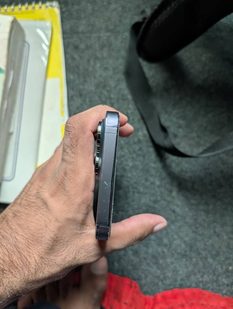 Apple iPhone 14 Pro Max 3