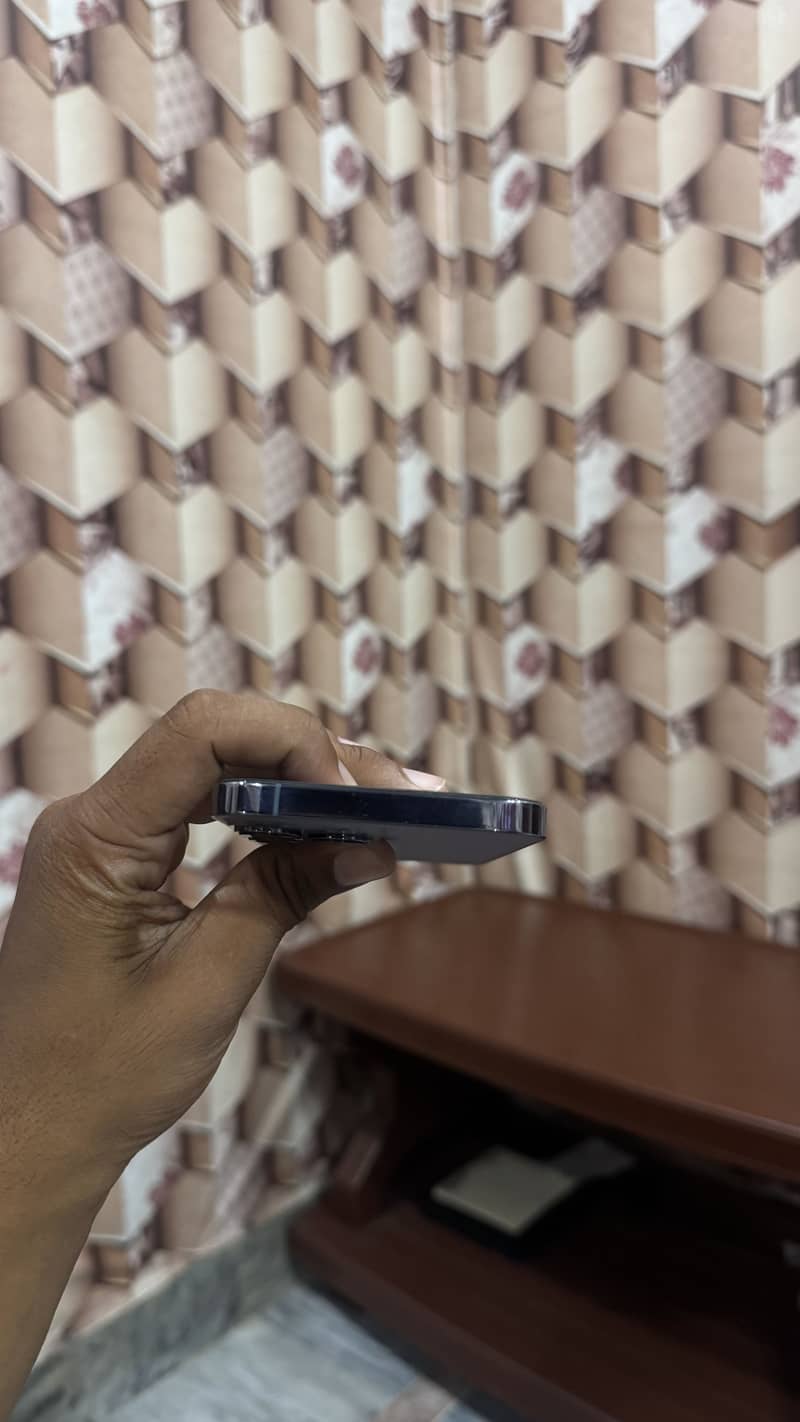 Apple iPhone 13 Pro Max 3